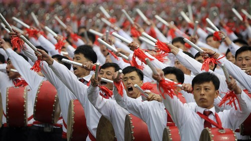 North Korea’s mass parade celebrates 7th Worker’s Party Congress - ảnh 1